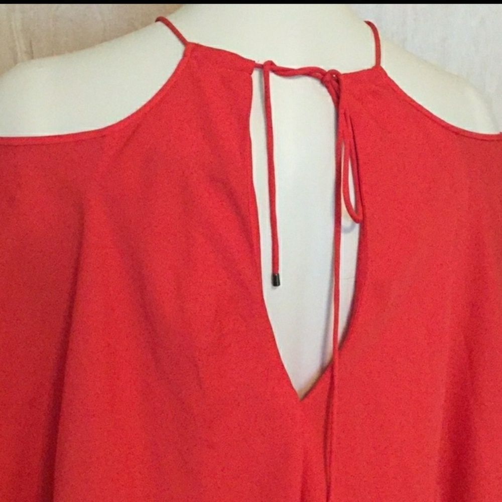 Halston Women's Red Flowy Top W Hardware - Picture 5 of 10
